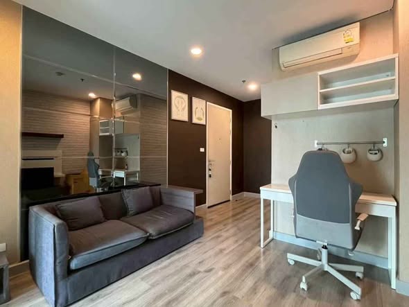 living room of Centric Sathon-St Louis