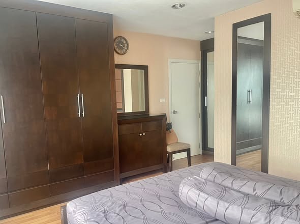 bedroom and room interior of Centric Scene Phaholyothin 9