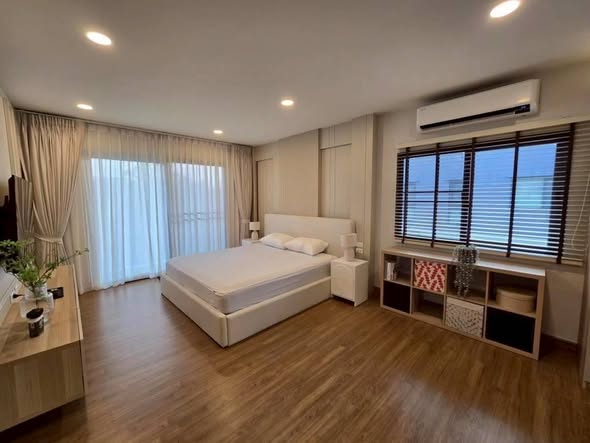 bedroom and room interior of Centro Bangna