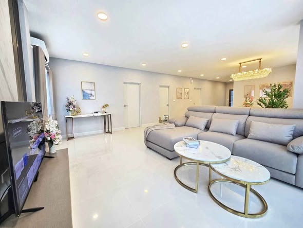 living room of Centro Bangna