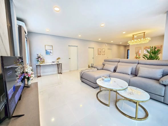 living room of Centro Bangna