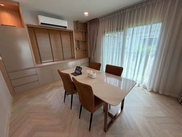 room interior of Centro Bangna