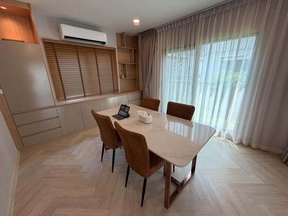 room interior of Centro Bangna