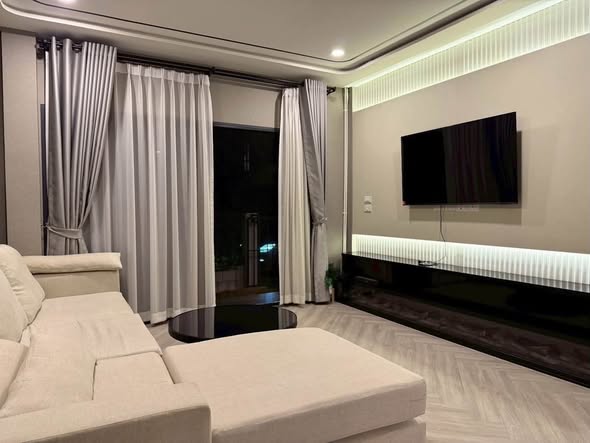 living room and bedroom of Centro Rama 2 – Phuttabucha