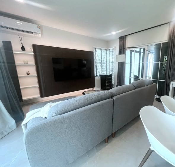 living room of Chaiyapruek Bangna KM15