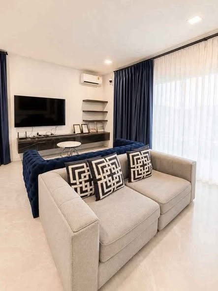 living room and bedroom of Chaiyapruek Bangna KM15