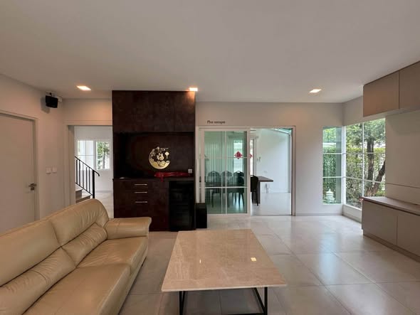 living room and room interior of Chaiyapruek Bangna KM15