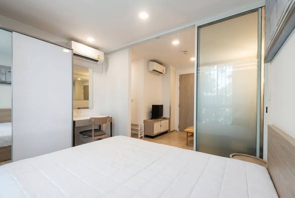bedroom and room interior of CHAMBERS On Nut Station, Sukhumvit Soi 81