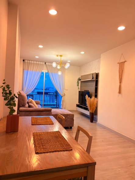living room of Chambers Ramintra