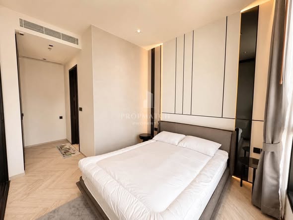 bedroom of Chapter Charoennakhon–Riverside