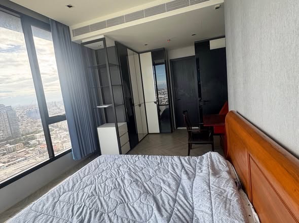 bedroom of Chapter Charoennakhon–Riverside