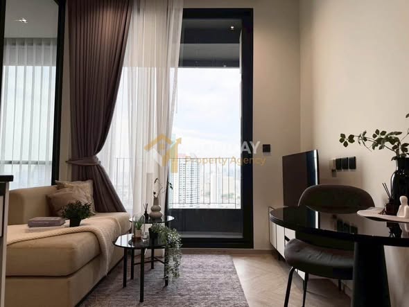 living room of Chapter Charoennakhon–Riverside