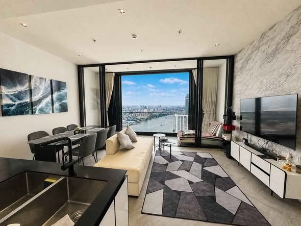 living room of Chapter Charoennakhon–Riverside
