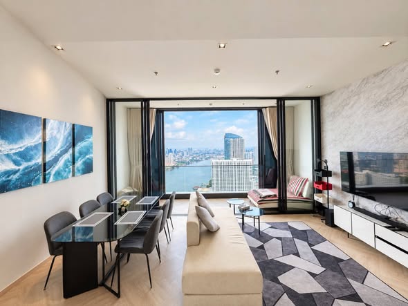 living room of Chapter Charoennakhon–Riverside