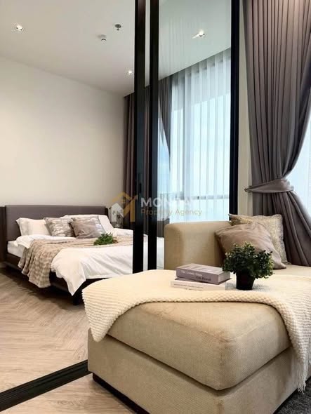 living room and bedroom and room interior of Chapter Charoennakhon–Riverside