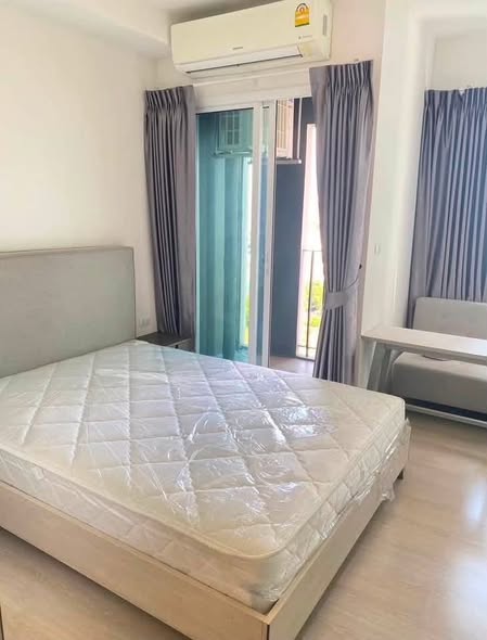 bedroom of Chapter One Eco Ratchada-HuaiKhwang