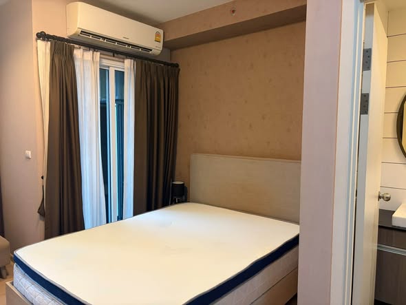 bedroom of Chapter One Eco Ratchada-HuaiKhwang