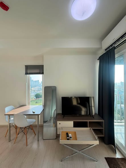 bedroom and living room of Chapter One Eco Ratchada-HuaiKhwang