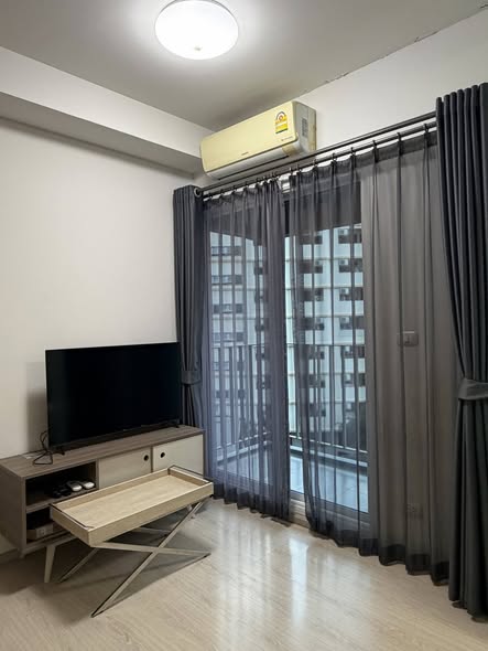 bedroom and room interior of Chapter One Eco Ratchada-HuaiKhwang