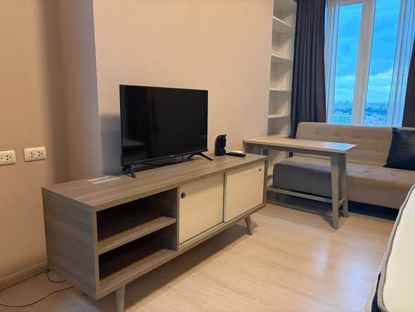 living room and bedroom and room interior of Chapter One Eco Ratchada-HuaiKhwang
