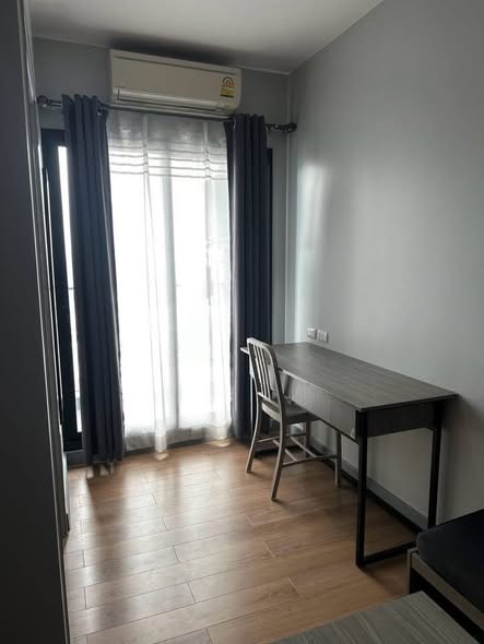 bedroom and room interior of Chapter One Midtown Lat Phrao 24