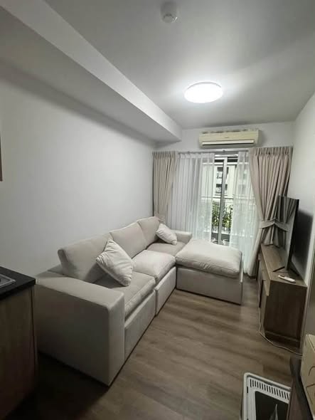 living room and bedroom of Chapter One The Campus Kaset