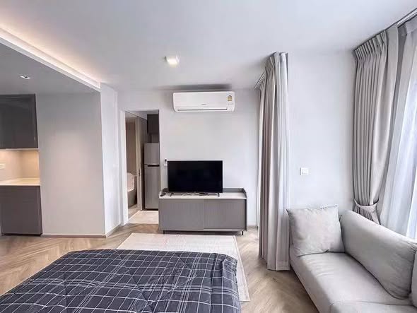 bedroom of CHAPTER THONGLOR 25
