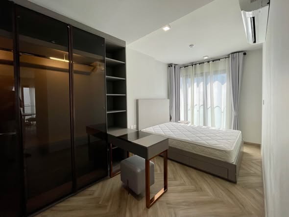 bedroom and room interior of CHAPTER THONGLOR 25