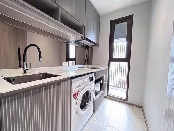 kitchen of CHAPTER THONGLOR 25