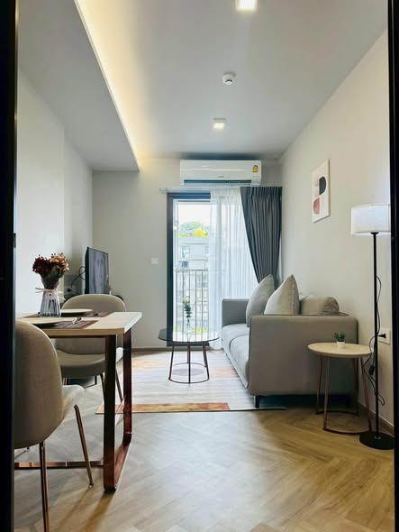 living room of CHAPTER THONGLOR 25