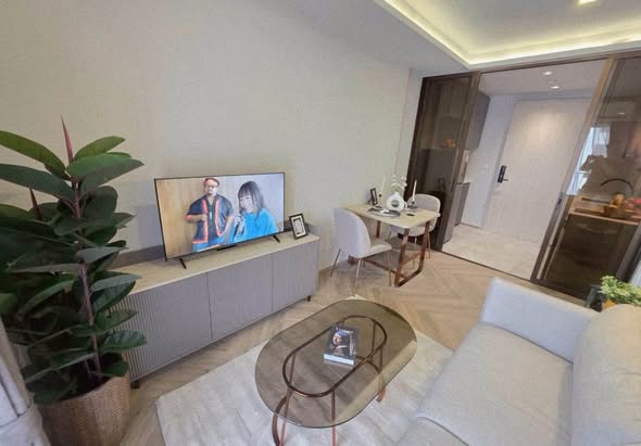 living room of CHAPTER THONGLOR 25