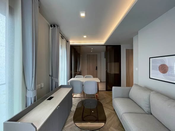 living room and bedroom of CHAPTER THONGLOR 25