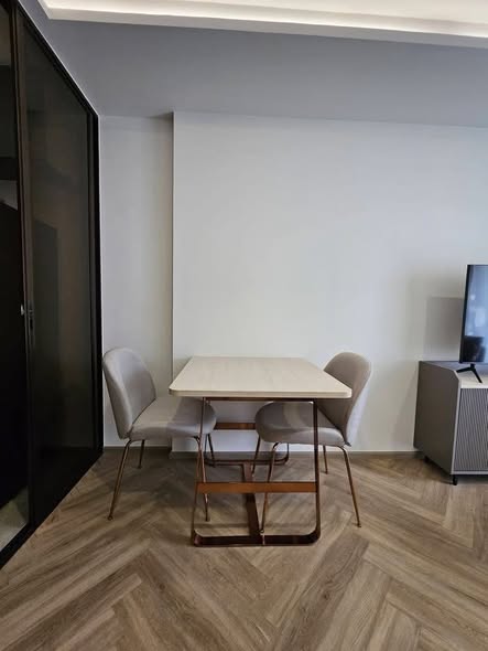 room interior of CHAPTER THONGLOR 25
