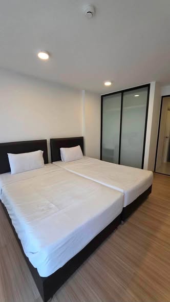 bedroom and room interior of Chateau In Town Pinklao – Siriraj