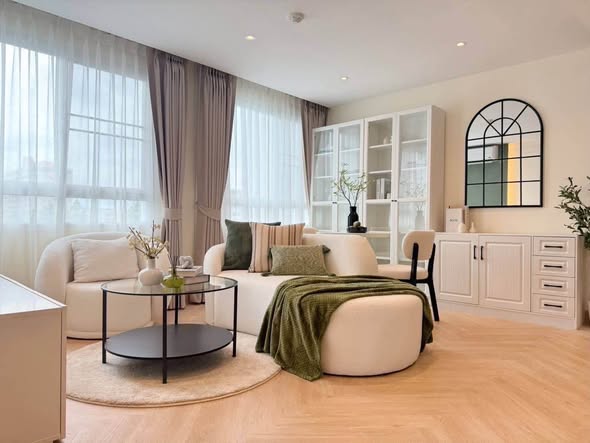 living room and bedroom of Chateau In Town Ratchada 17 Condominium