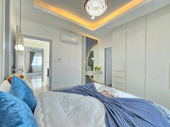 bedroom of CHEVALIER PROPERTY AND REALESTATE CO.,LTD.
