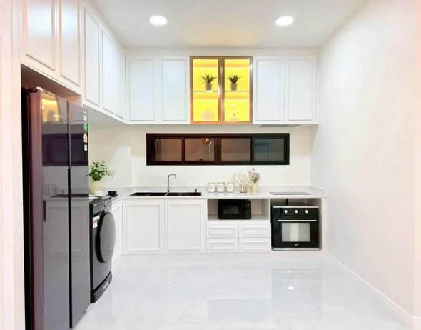 kitchen of CHEVALIER PROPERTY AND REALESTATE CO.,LTD.