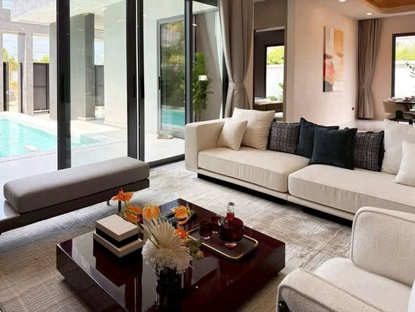 living room and room interior of CHEVALIER PROPERTY AND REALESTATE CO.,LTD.