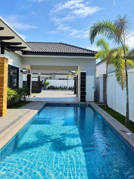 pool of CHEVALIER PROPERTY AND REALESTATE CO.,LTD.
