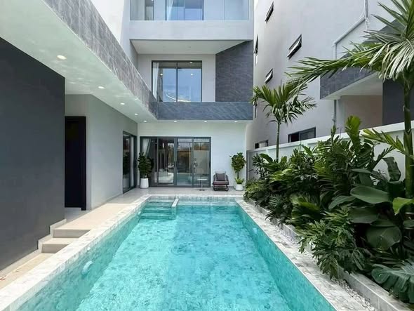 pool of CHEVALIER PROPERTY AND REALESTATE CO.,LTD.