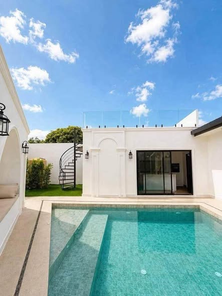 pool of CHEVALIER PROPERTY AND REALESTATE CO.,LTD.