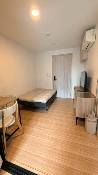 bedroom and room interior of Chewathai Hallmark Ladprao – Chokchai 4