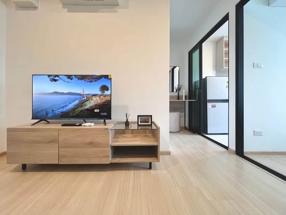 living room and room interior of Chewathai Hallmark Ladprao – Chokchai 4