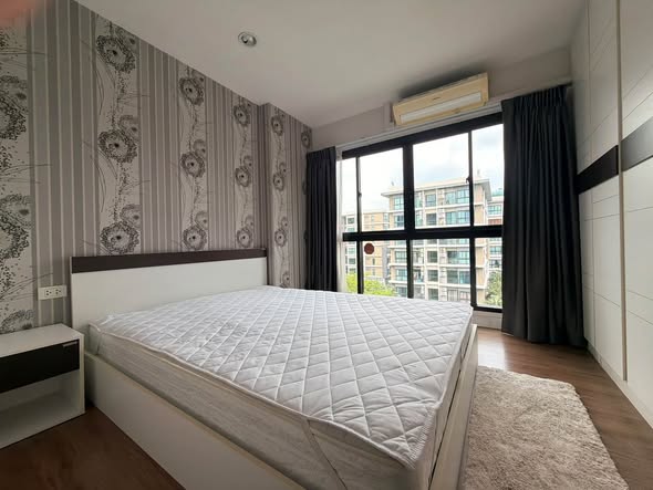bedroom of Chewathai Hallmark Ngamwongwan