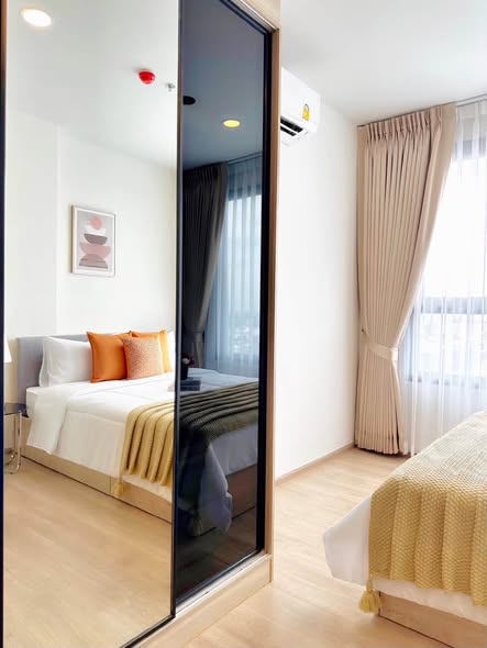 bedroom and room interior of Chewathai Kaset-Nawamin