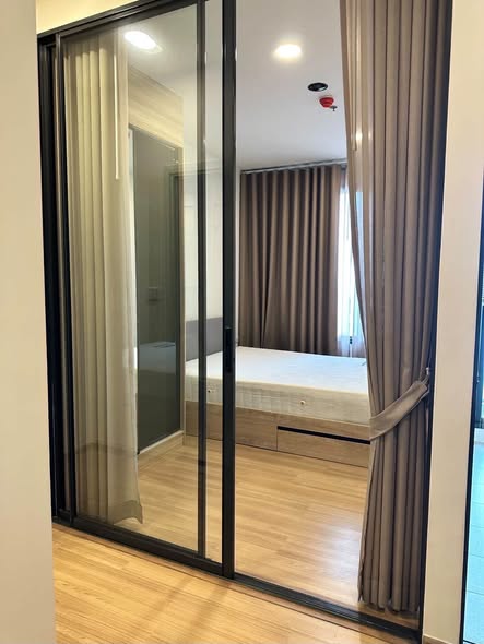 bedroom and room interior of Chewathai Kaset-Nawamin