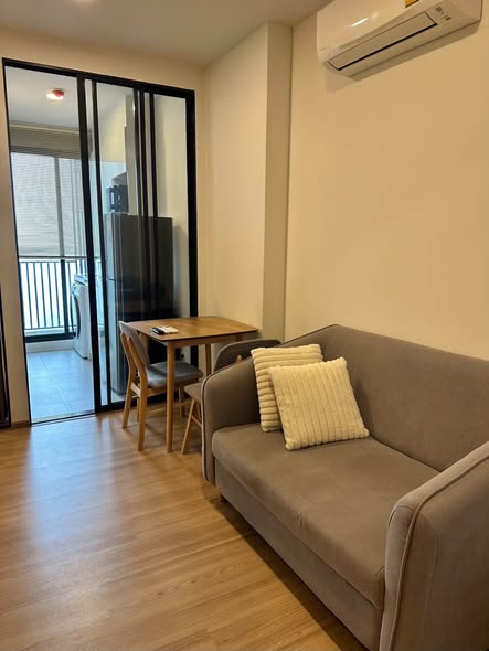 living room and room interior of Chewathai Kaset-Nawamin