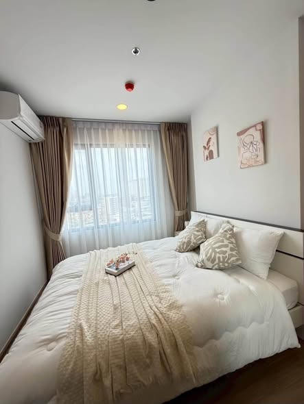 bedroom of Chewathai Pinklao | ชีวาทัย ปิ่นเกล้า
