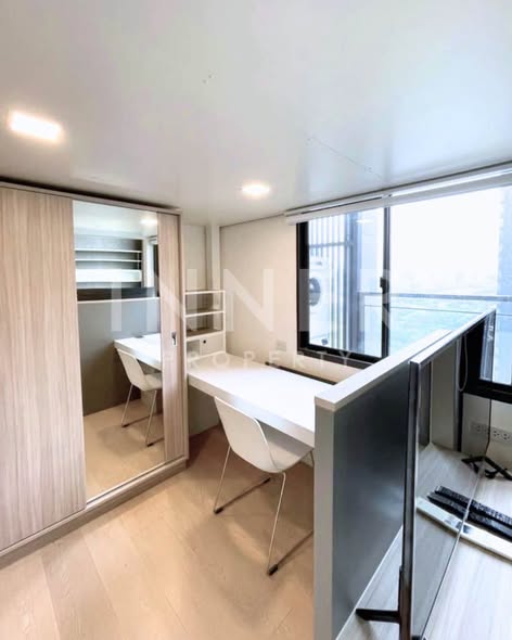 room interior of Chewathai Residence Asoke