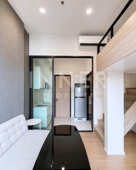 room interior and bathroom of Chewathai Residence Asoke